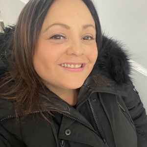 Meet your Posher, Becky